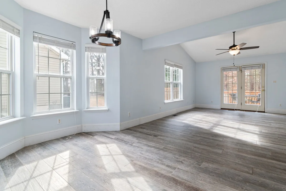 Clean, safe room after biohazard cleanup in Lakewood, Atlanta, GA